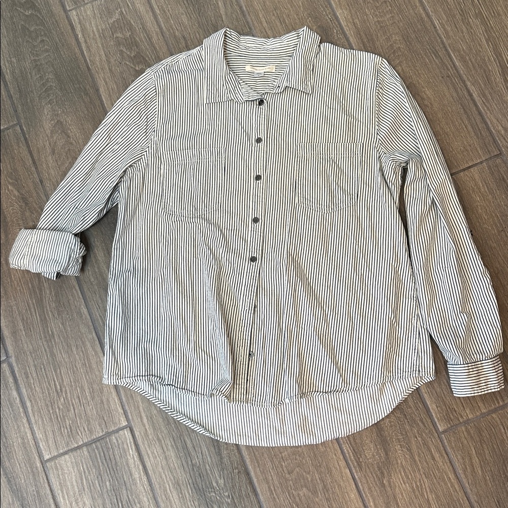 Striped Blue & White Mens Dress Shirt. Button down, roll up or long sleeves.